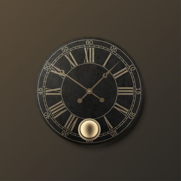 A black clock