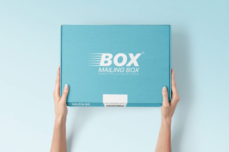 Download 25+ Mailing Box & Bag Packaging PSD Mockups | Decolore.Net